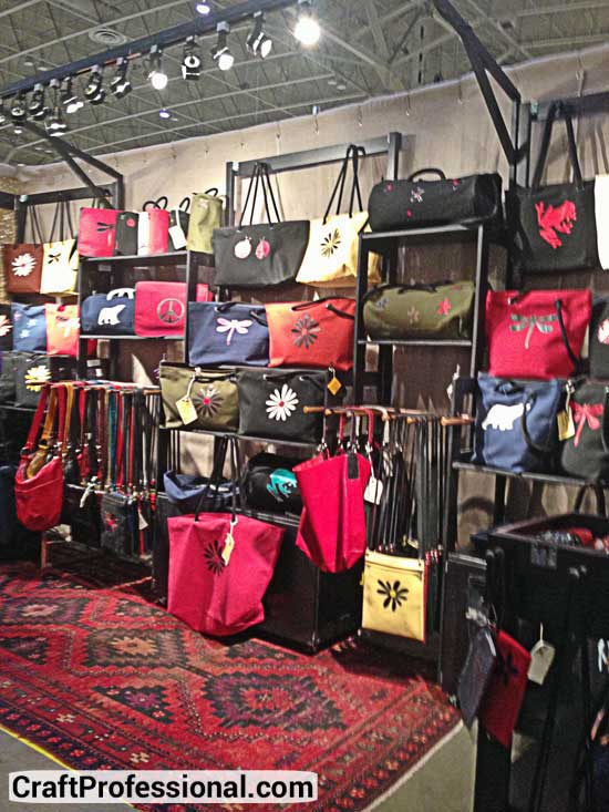 Handmade Accessories Display Ideas and Pictures