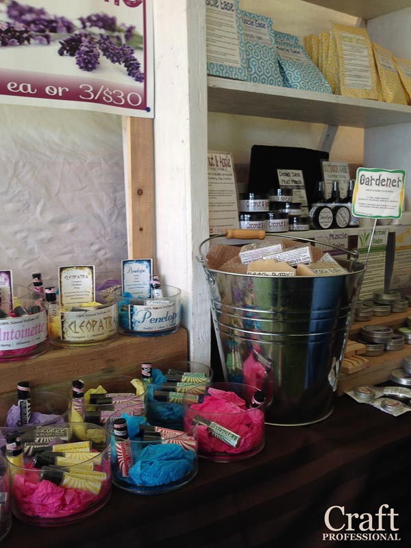 10 Handmade Soap Display Photos