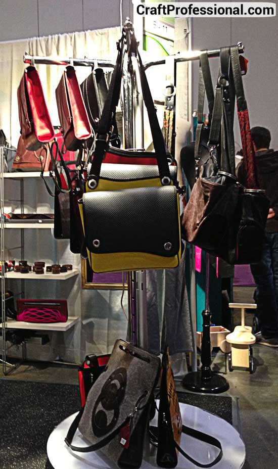 Handmade Accessories Display Ideas and Pictures