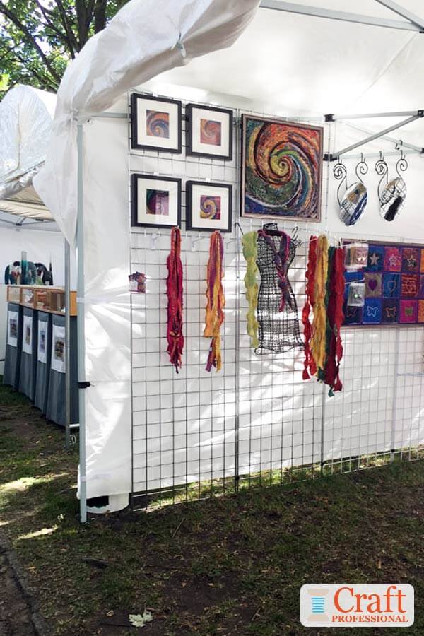 Display Stands For Art Shows