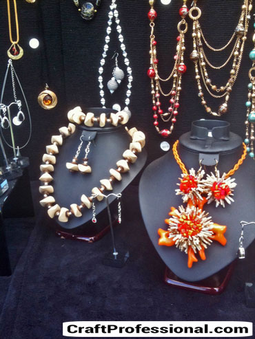 Jewelry Display Ideas for Selling on Consignment