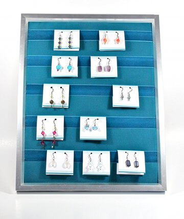 DIY jewelry display stand DIY jewelry display stand
