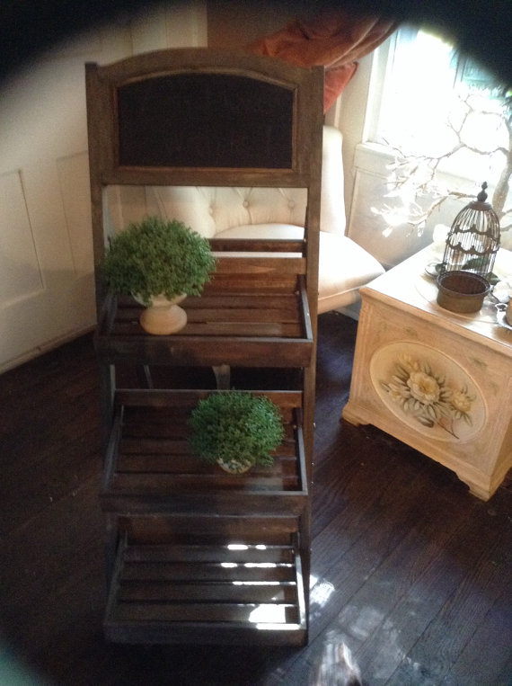 Fold up ladder-style display shelf